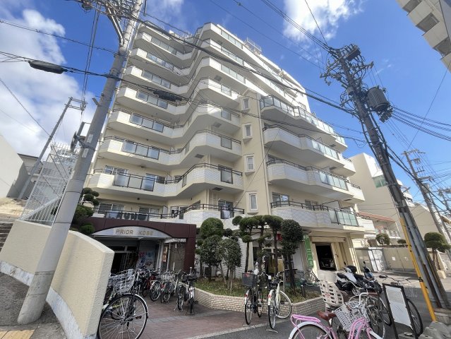 建物外観　落ち着いた雰囲気の外観です