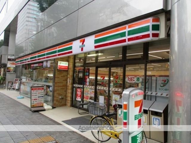 コンビニ　セブンイレブン（コンビニ）まで150m