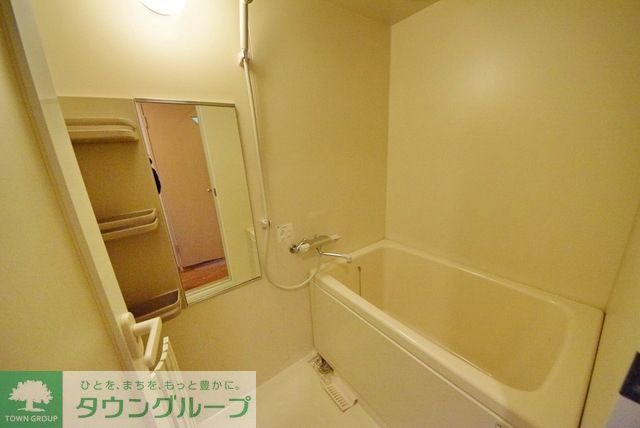 ペリエ市川Iの風呂写真
