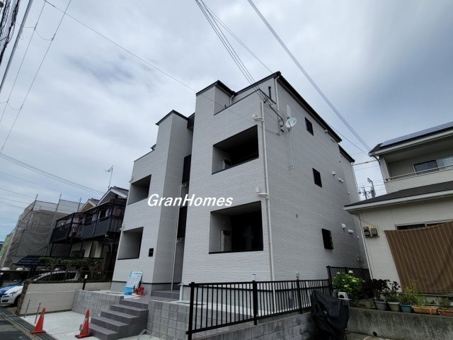 CRASTINE魚住町の外観写真