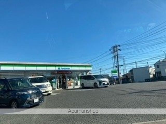 コンビニ　ファミリーマート千葉貝塚店（コンビニ）まで726m