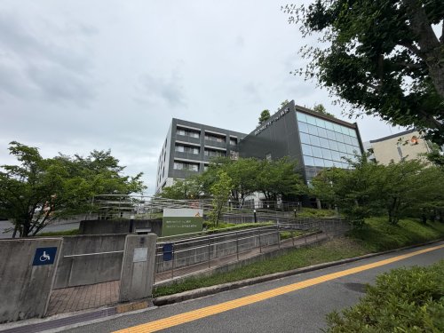 病院　関西リハビリテーション病院（病院）まで597m