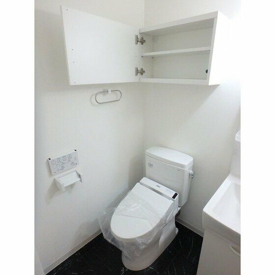東武東上線 ときわ台駅 徒歩10分 4階建 築7年のトイレ写真