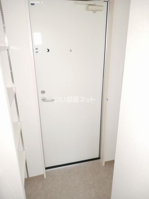 COLLINA本浦20の玄関写真