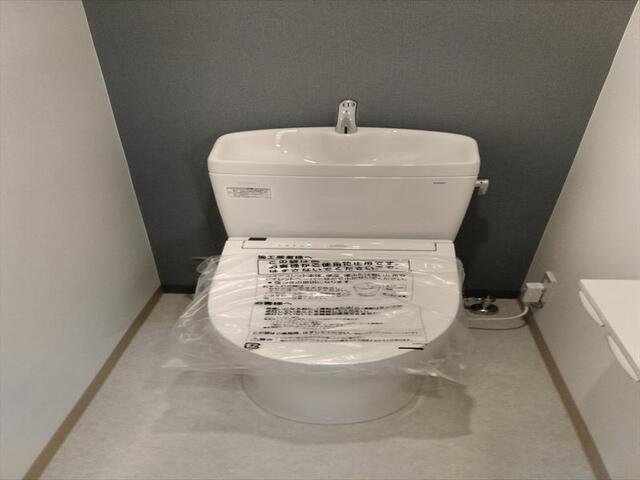 東武東上線 上福岡駅 徒歩12分 3階建 築4年のトイレ写真