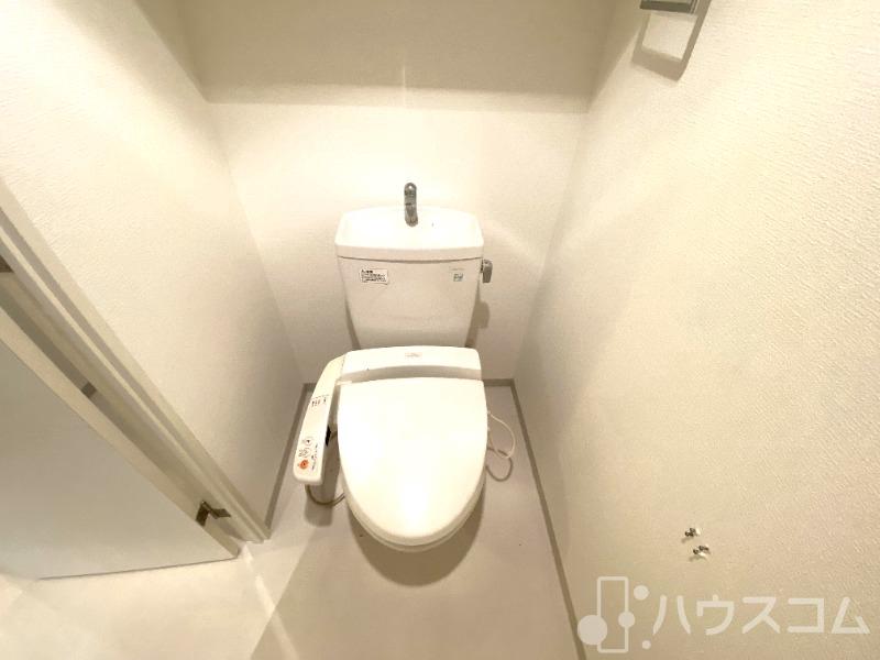 地下鉄御堂筋線 新大阪駅 徒歩3分 15階建 築20年のトイレ写真