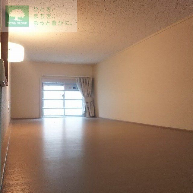 その他　小窓付きの快適なロフト空間♪