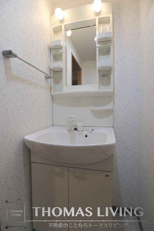 洗面設備　同じ物件の別のお部屋です。