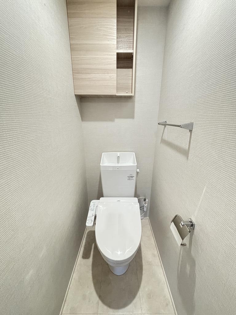 トイレ　※同タイプ写真