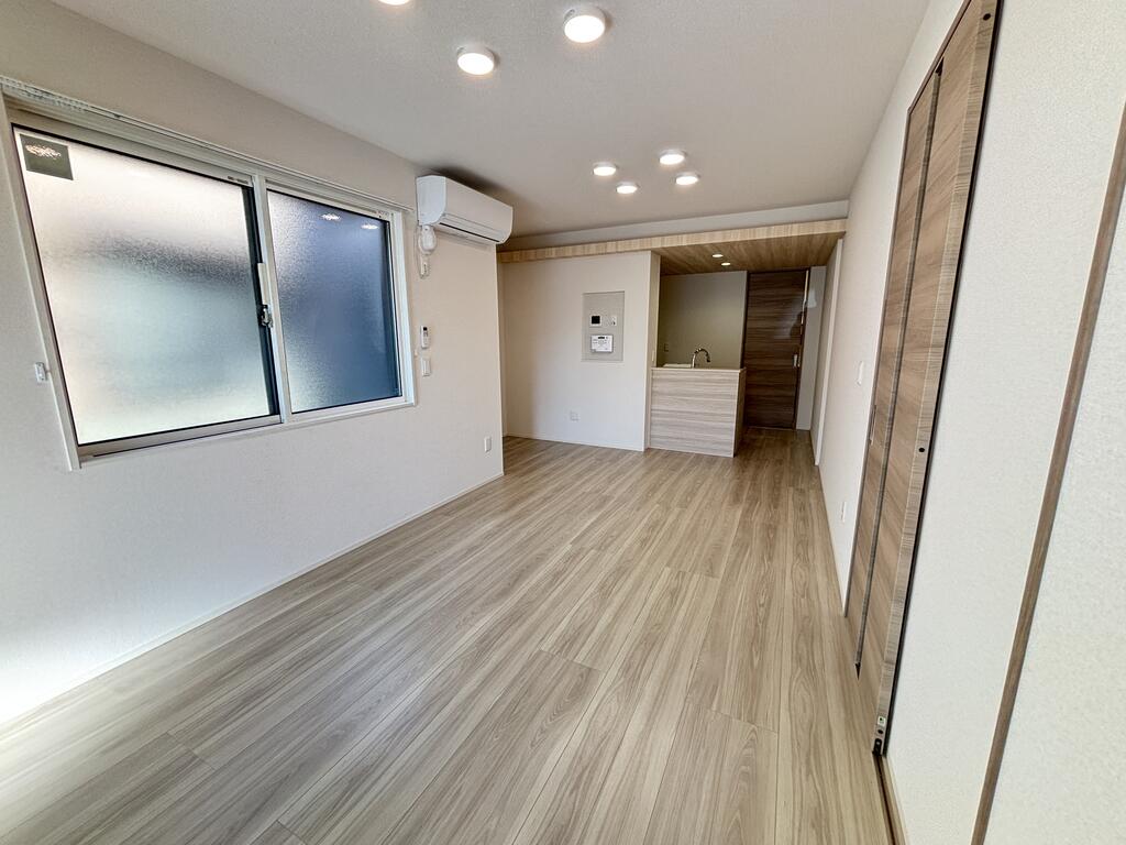 居室・リビング　※同タイプ写真