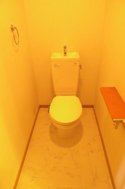 コージー姪浜のトイレ写真