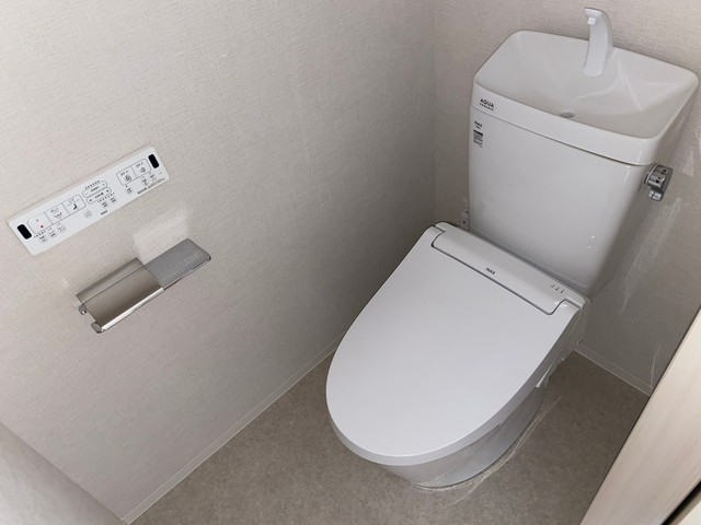 HF北千住レジデンスのトイレ写真