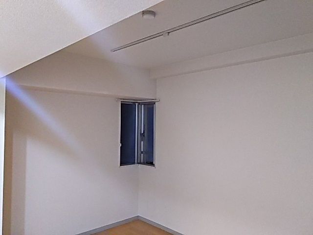 ＪＲ総武線 浅草橋駅 徒歩8分 10階建 築23年の居間写真