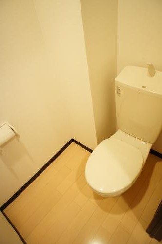 トイレ　シンプルで使いやすいトイレです