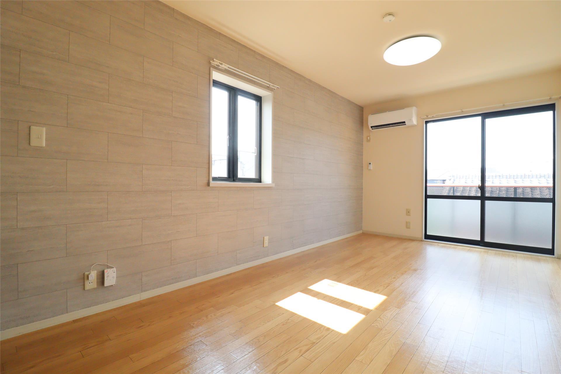 居室・リビング　角部屋で2面採光です