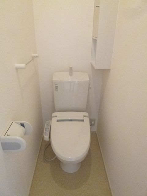 クレメントアベニューのトイレ写真