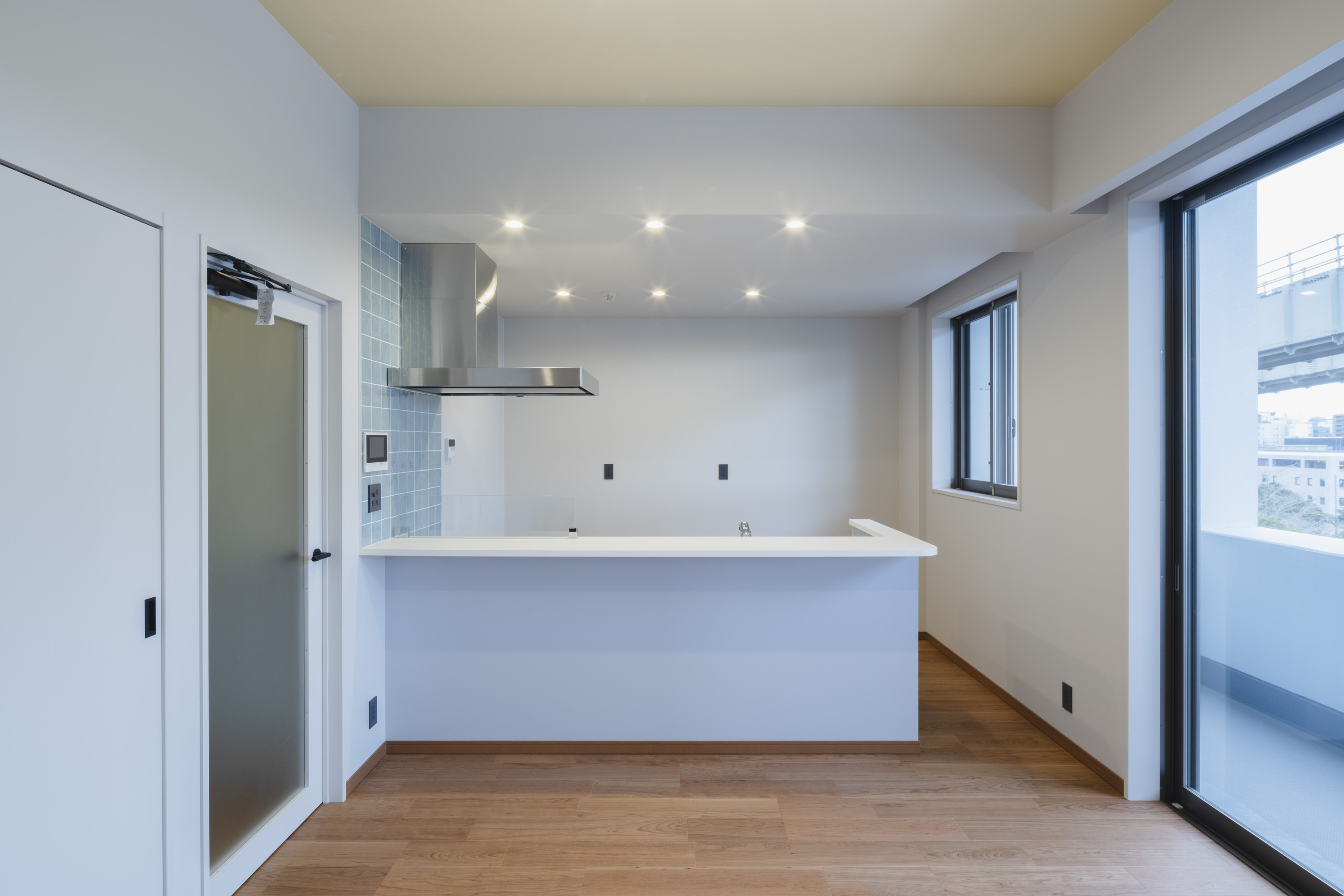 THE TSUBAKIMORI Hotel&Residenceの居間写真