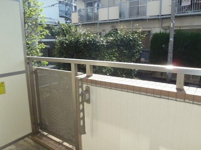 バルコニー　（別タイプ参考写真）ルナ・シエモア　豊島区南長崎3