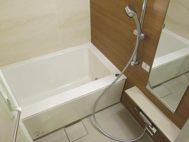 バス・シャワールーム　お風呂