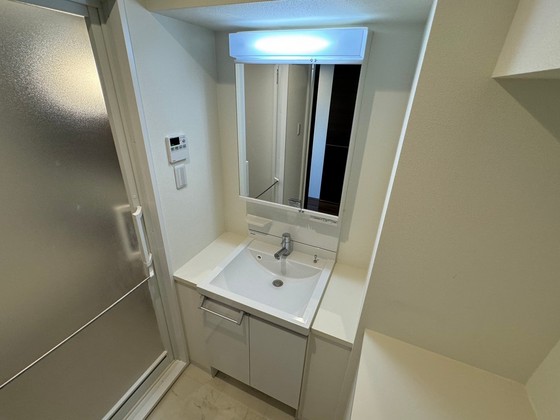 洗面設備　※別部屋の写真です