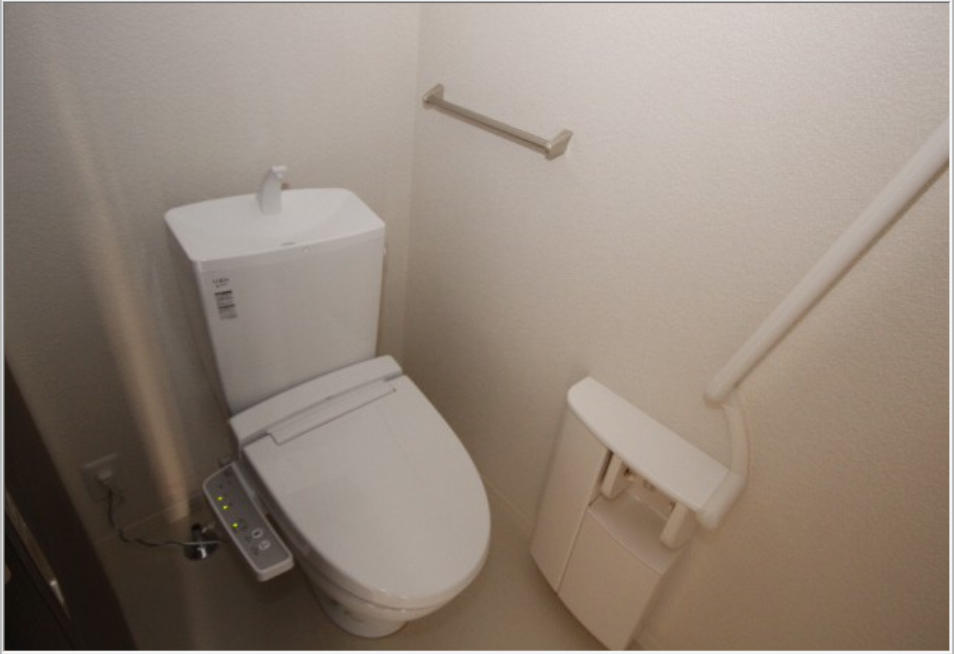 積水ハウスの賃貸住宅2LDKのトイレ写真