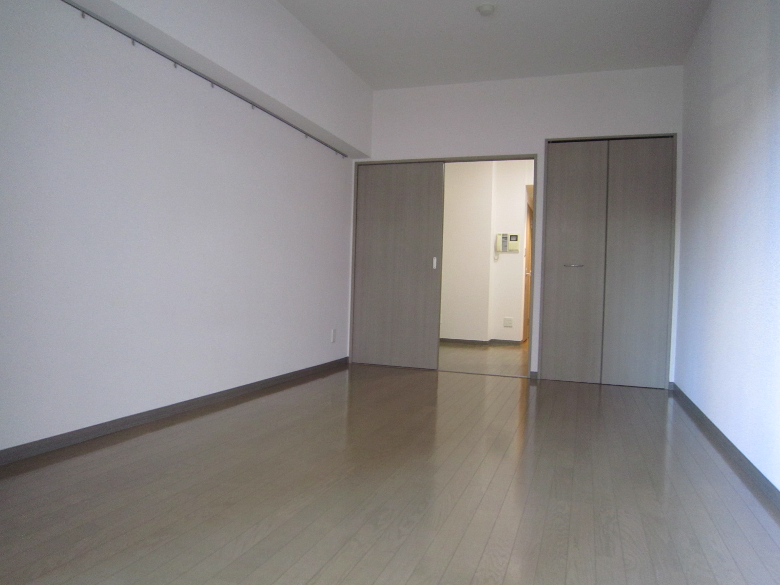 居室・リビング　洋室8.2帖