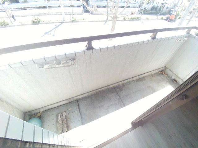 バルコニー　南向きのバルコニー