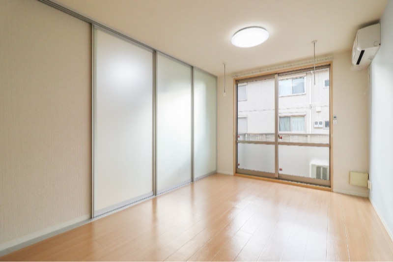 居室・リビング　図面と現状に相違がある場合には現状を優先