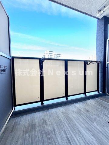 バルコニー　陽当たり良好なバルコニーです