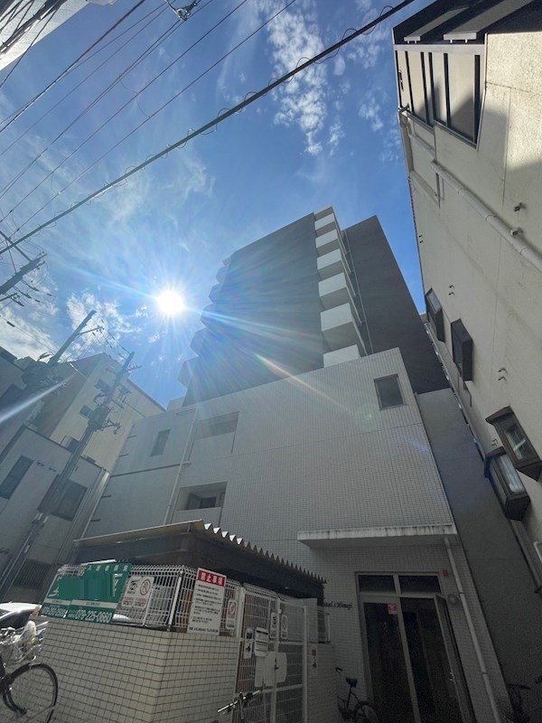 【姫路市南町のマンションの建物外観】