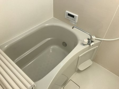 バス・シャワールーム　追焚き付お風呂　シャワー付