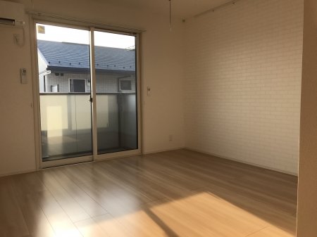 居室・リビング　南向きの明るいお部屋