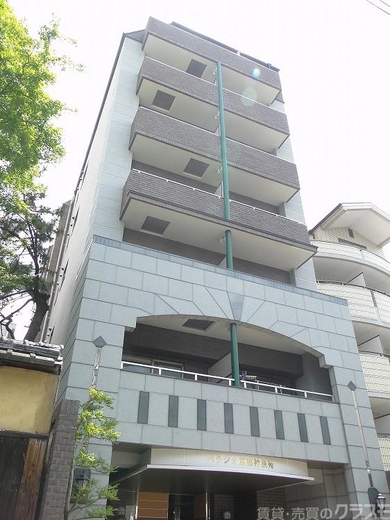 ベラジオ京都神泉苑の建物外観