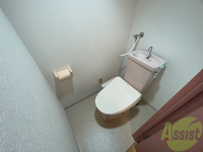 トイレ　トイレです。ウォシュレット付を探している方、おすすめです！