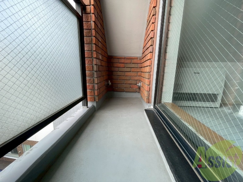 バルコニー　バルコニーです。洗濯物を干したり一息ついたりできますね！