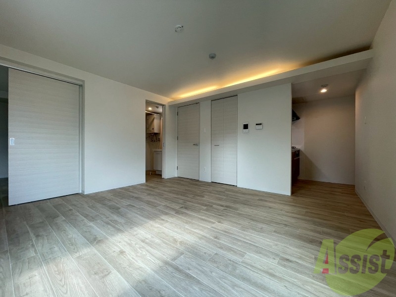 居室・リビング　広くてきれいなリビングです！快適に過ごせそうですね。