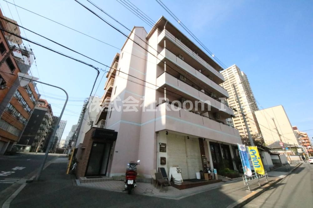 建物外観　落ち着いた雰囲気の外観です