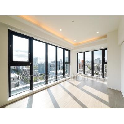 居室・リビング　同タイプ11階のお部屋を撮影。仕様が異なることがあります。