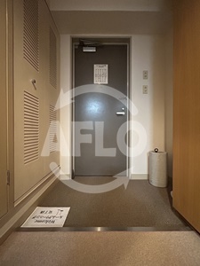 玄関　アルファコンフォート大手前　玄関