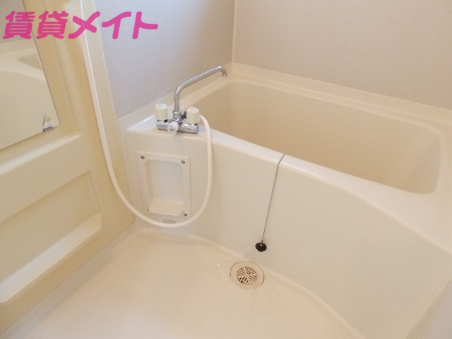 バス・シャワールーム　同型参考写真