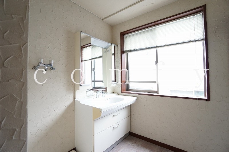 洗面設備　独立洗面台