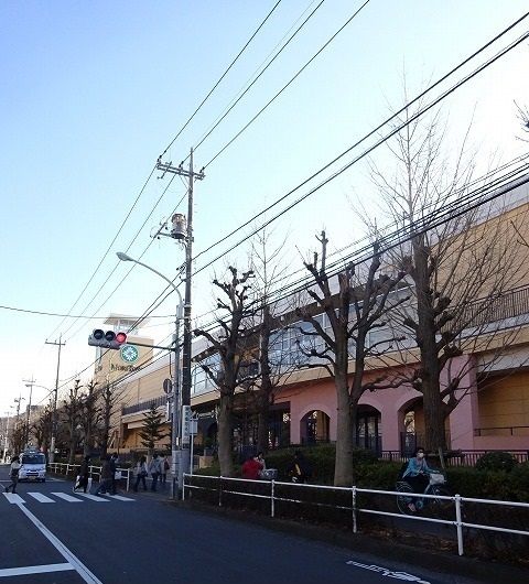 ショッピングセンター　モリタウン（ショッピングセンター）まで950m