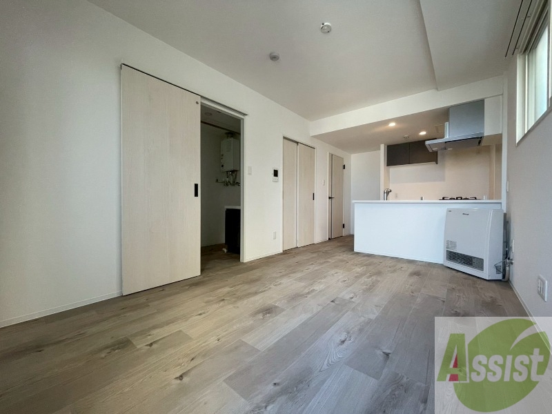 居室・リビング　広々としたリビングですね。使い勝手がよさそうですね！