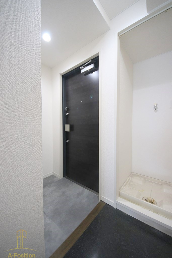 玄関　アパートメント谷町