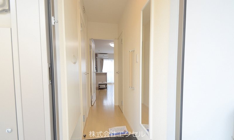 玄関　同等タイプのイメージ写真です。