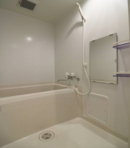 バス・シャワールーム　1日の疲れを癒しましょう。