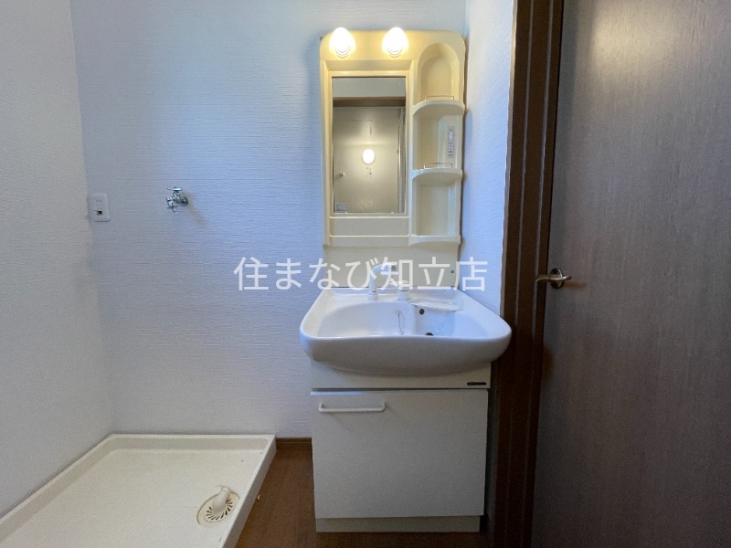 洗面設備　同型別部屋写真