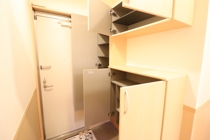 玄関　トールタイプシューズボックス