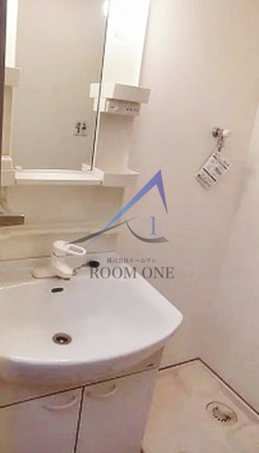 洗面設備　洗面台です。