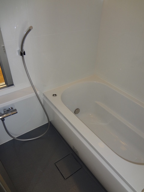 バス・シャワールーム　別部屋参考写真